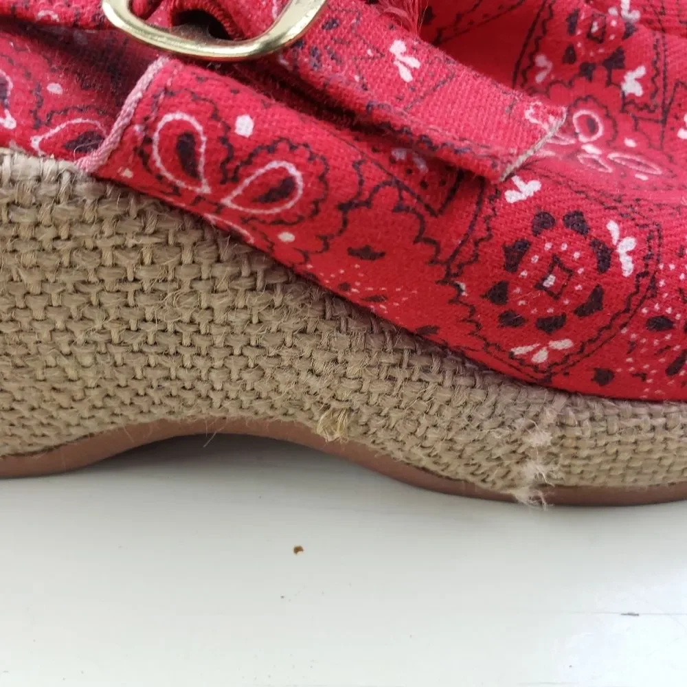 Women's Retro Rockabilly Handkerchief Red Banana Paisley Vintage Wedges Size 6B - Picture 9 of 12